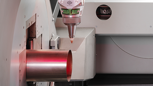 The weld seam is detected and oriented from project.
